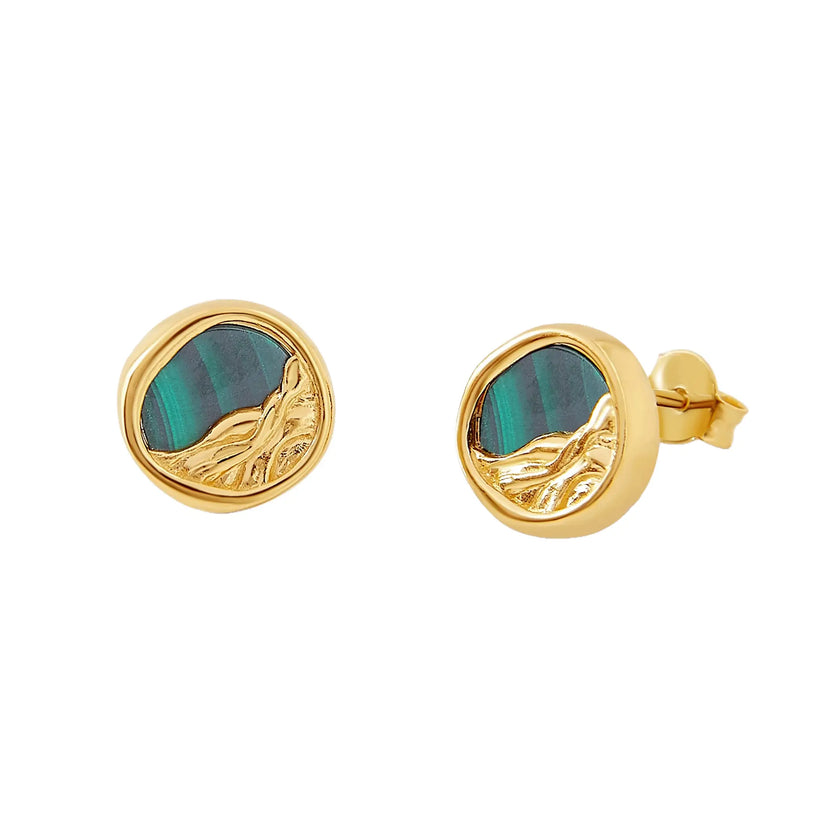 Cercei din Argint 925 - Terra Waves cu malachit, placat cu aur de 14k si sistem de inchidere tip fluturas - 03R01-0040 cu vedere pe fond alb