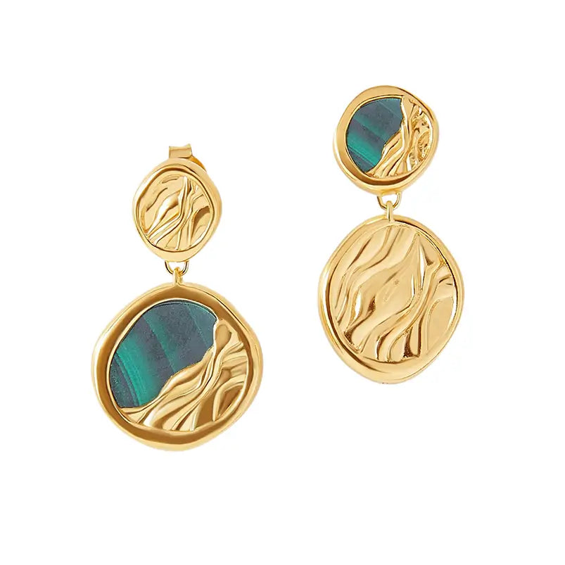 Cercei din Argint 925 - Terra cu Malachit, asimetrici- placat cu aur de 14k si sistem de inchidere tip fluturas - 03R01-0042 cu vedere fond alb