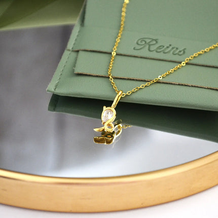 Colier din Argint 925, placat cu aur de 18k, cu piatra zirconiu. Semn zodiacal - Capricorn cu vedere in detaliu 01R01-0024C