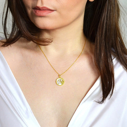 Colier din Argint 925 ,placat cu aur de 14k si pietre semipretioase naturale Zirconiu si Sidef. Semn zodiacal Fecioara  cu vedere pe model 01R01-0036F