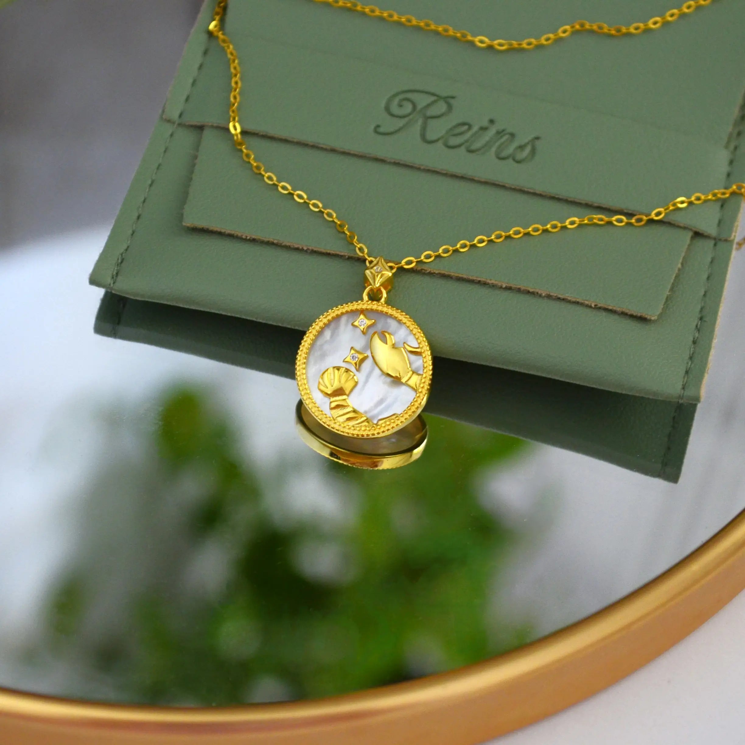 Colier din Argint 925, placat cu aur de 14k , cu piatra semipretioasa Zirconiu si Sidef. Reins - Poza cu vedere in detaliu-01R01-0036R