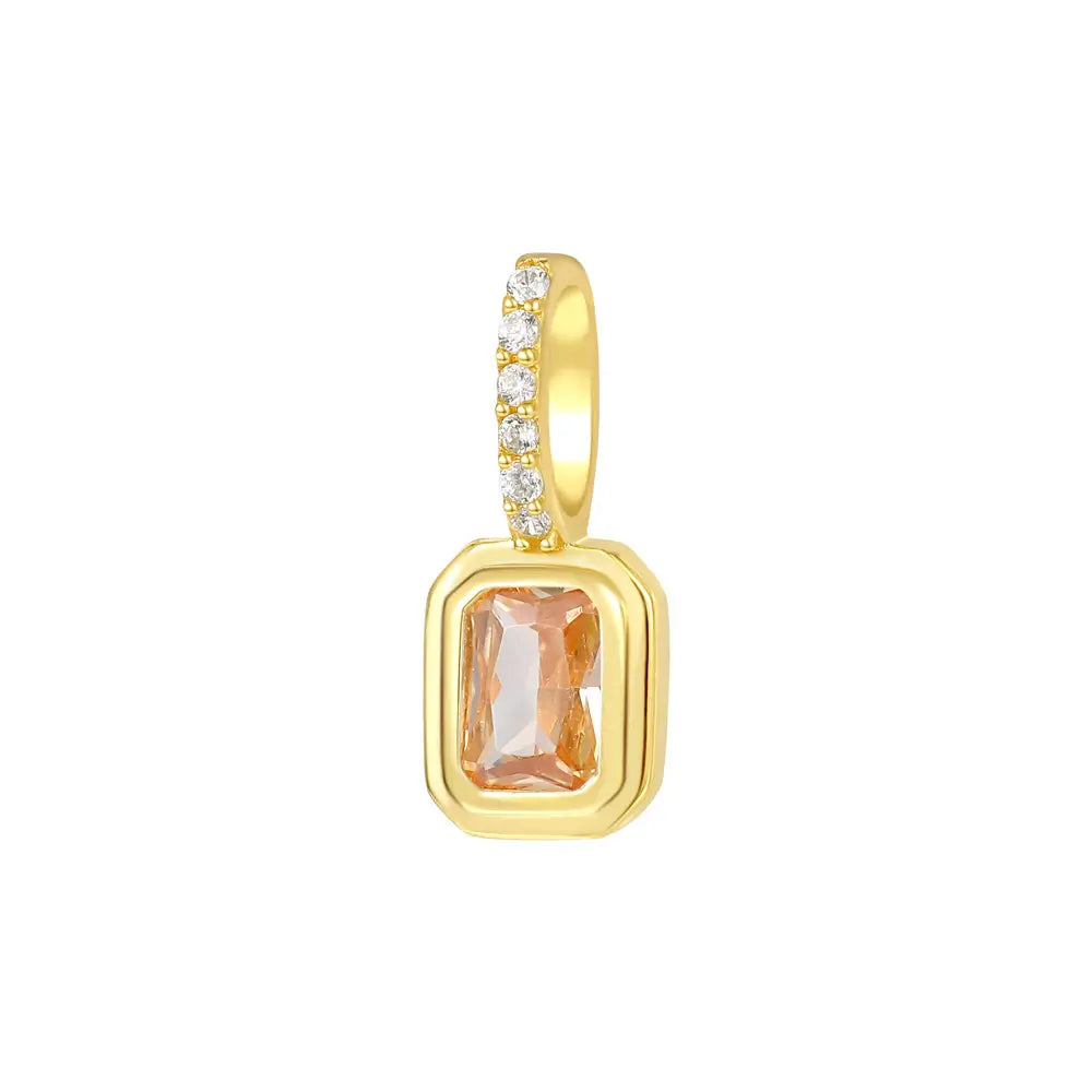 Colier din Argint 925, placat cu aur galben de 18k cu zirconiu galben in nuanta Citrinului - Piatra lunii Noiembrie  cu vedere pe fond alb 01R01-0025N