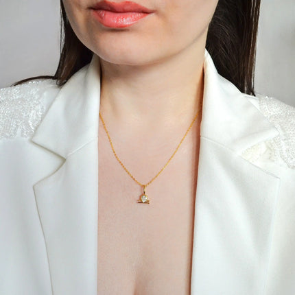 Colier din Argint 925, placat cu aur de 14k cu zirconiu in Semnul Zodiacal -Balanta cu vedere pe model 01R01-0024B