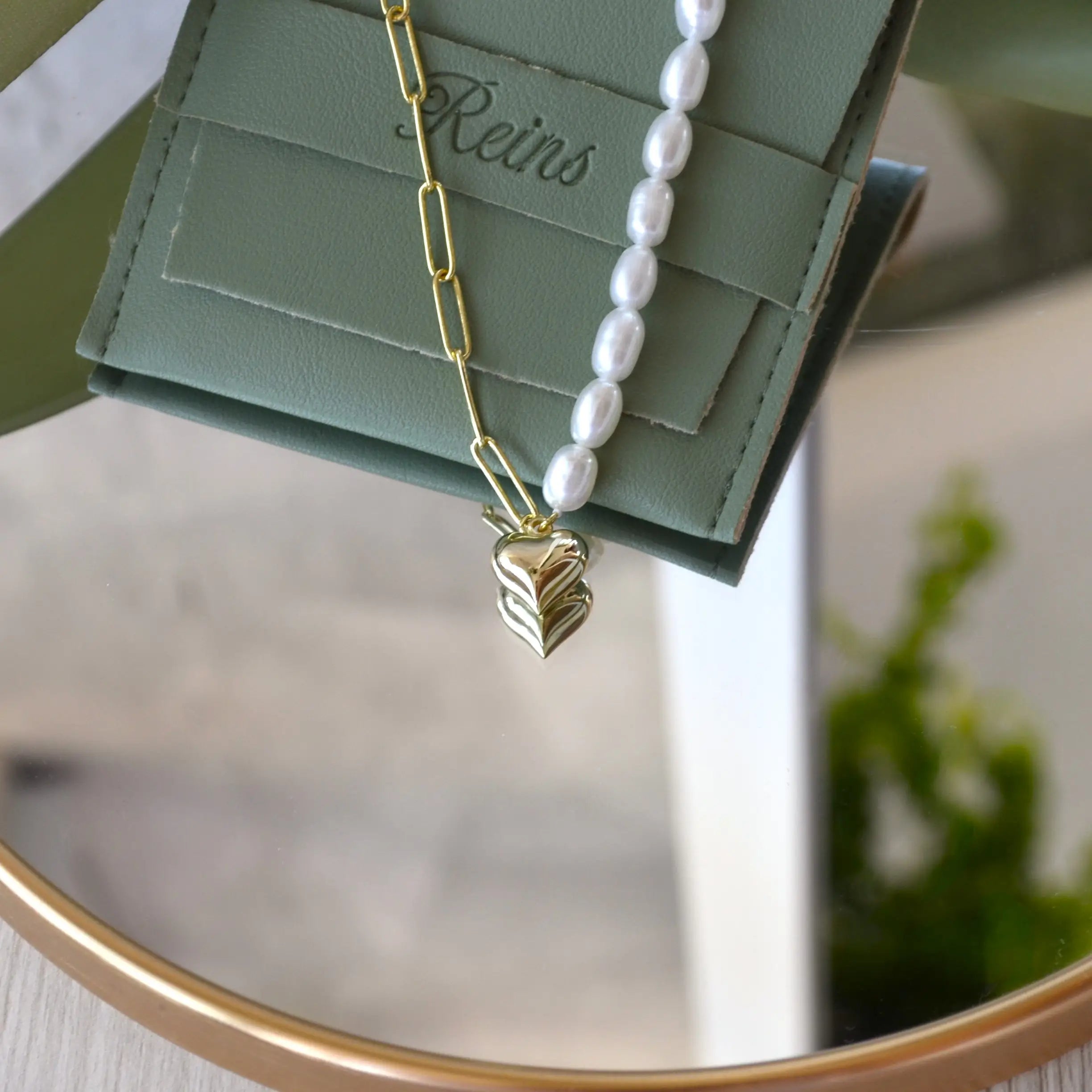 Colier din argint 925 cu Perla si pandantiv in forma de inima - vedere in detaliu