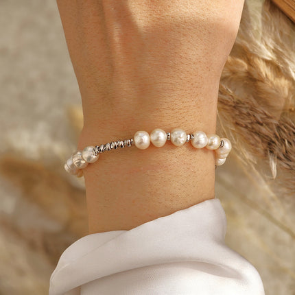 Bratara din Argint Reins cu perle de apa dulce, vedere pe model, 02R01-0013
