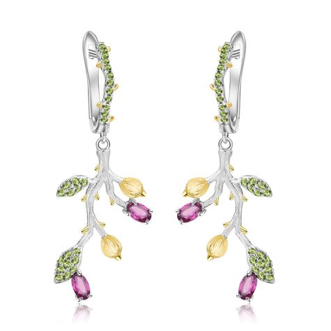 Cercei din Argint Reins, cu pietre semi-pretioase din Rodolit si Peridot – Subtle Thorns, vedere pe fundal alb, 03R01-0011