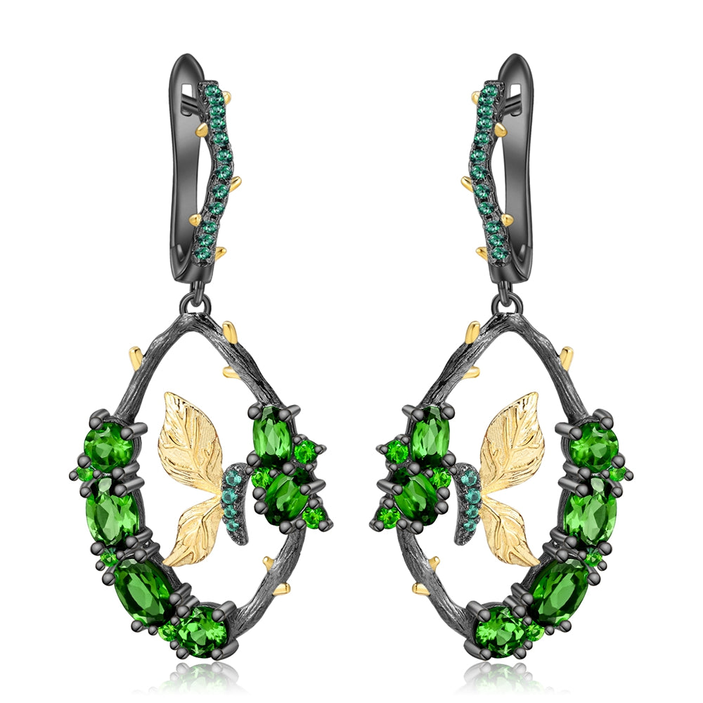 Cercei din argint in forma de fluture - Butterfly Secret Garden cu pietre semi-pretioase din Diopsid - Butterfly Secret Garden, vedere pe fundal alb, 03R01-0006