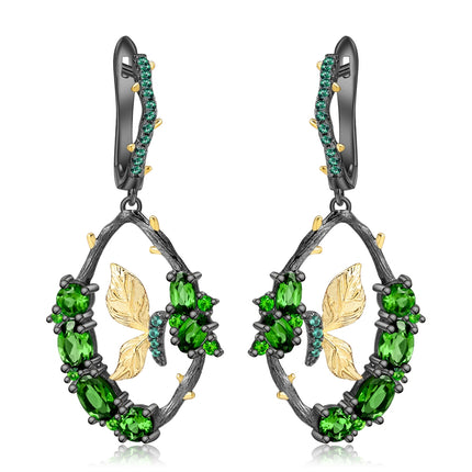 Cercei din argint in forma de fluture - Butterfly Secret Garden cu pietre semi-pretioase din Diopsid - Butterfly Secret Garden, vedere pe fundal alb, 03R01-0006