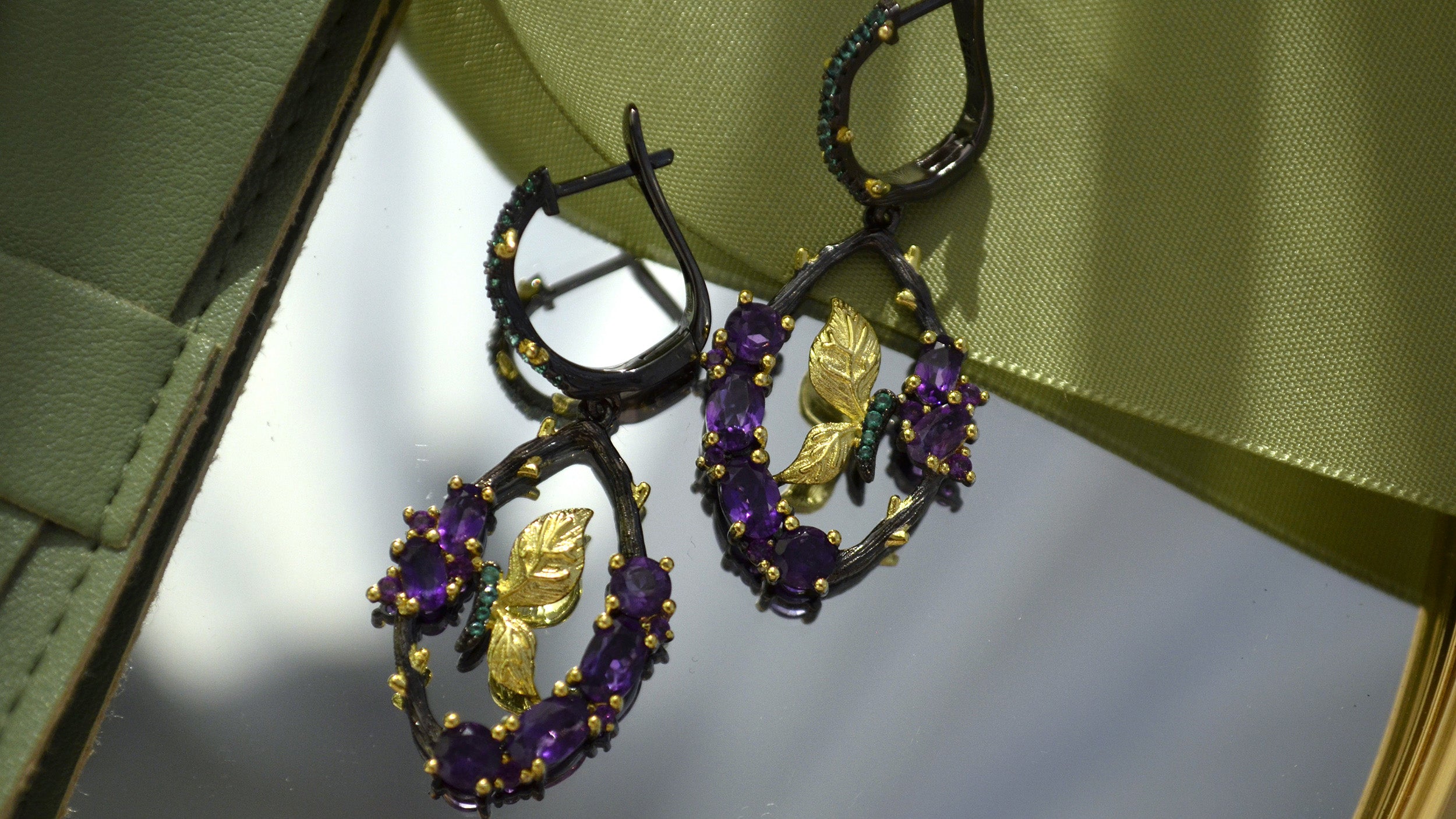 Cercei din argint in forma de fluture - Butterfly Secret Garden cu pietre semi-pretioase din Ametist - Butterfly Secret Garden, vedere detaliata, 03R01-0006