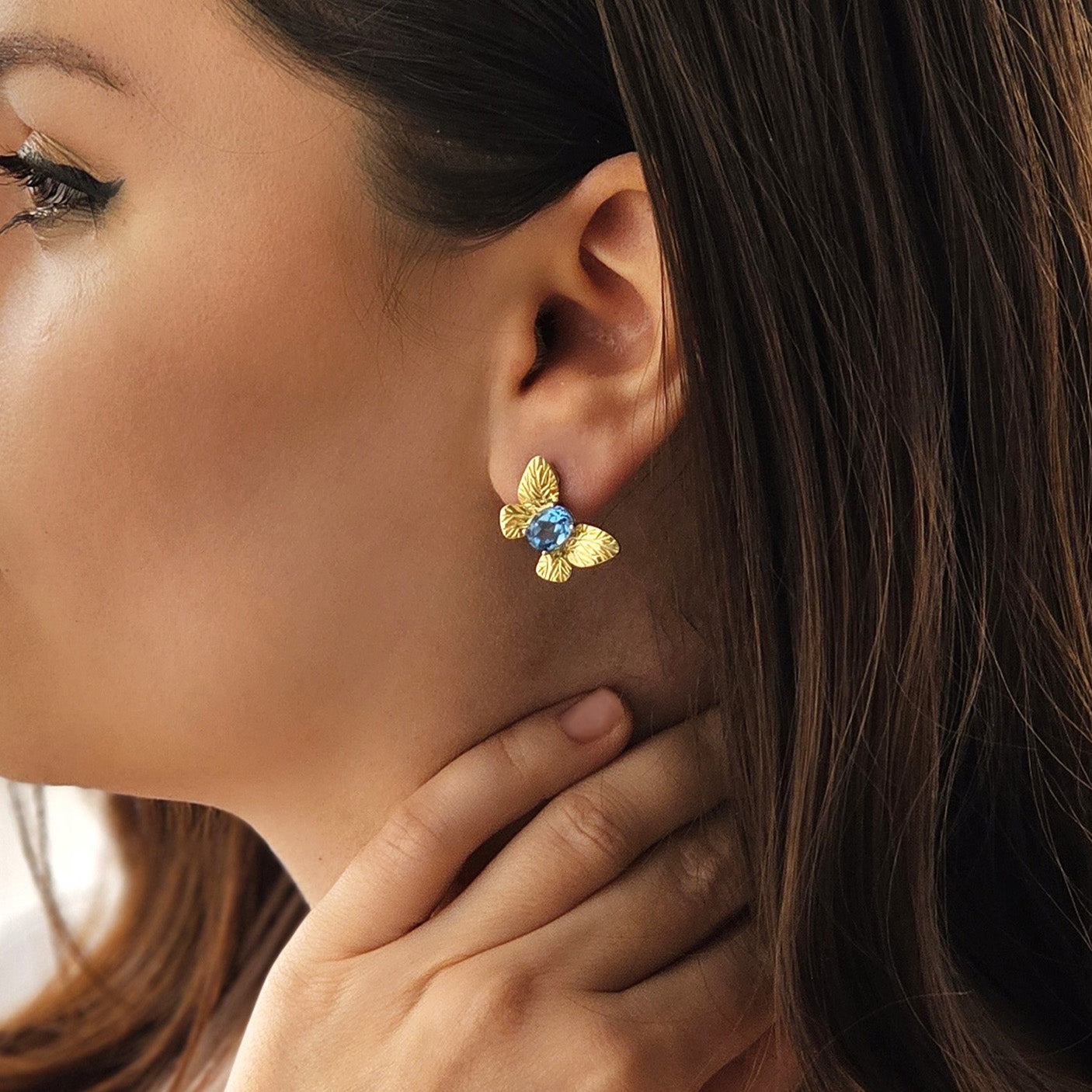 Cercei din Argint Reins in forma de fluture cu pietre semipretioase Topaz - Butterfly vedere alternativa pe model 03R01-0008