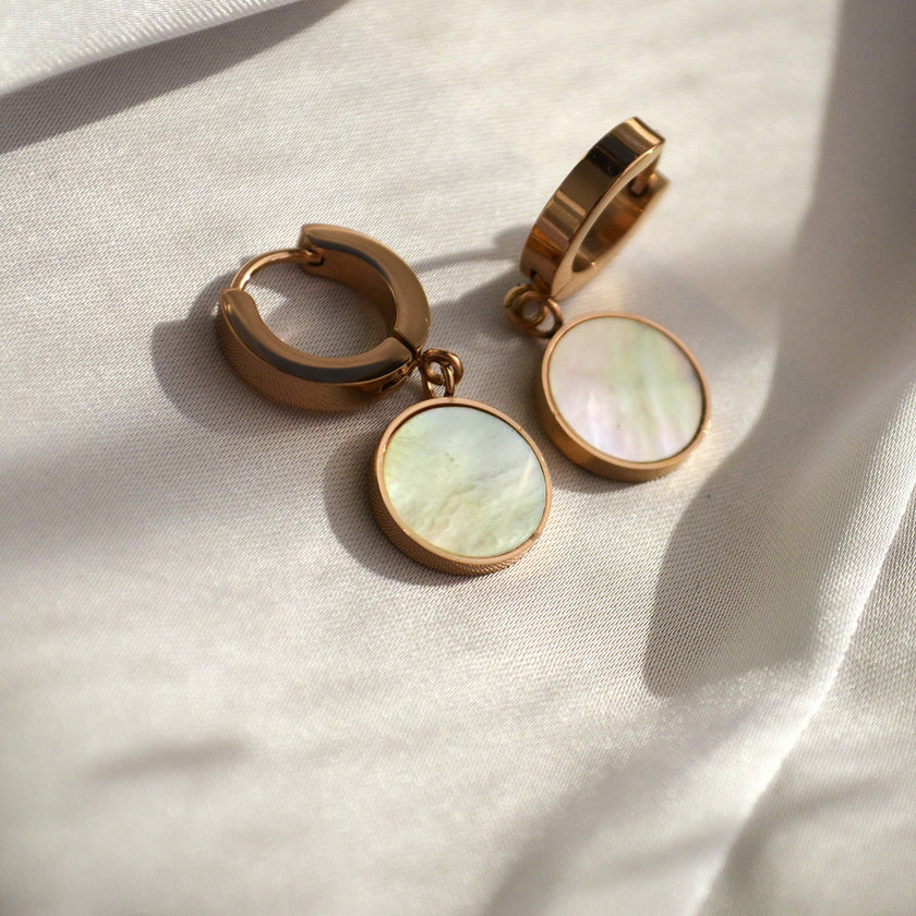 Cercei din otel inoxidabil Reins, placati cu aur roz de 18k, cu pietre din sidef – Mellow, vedere detaliata, 03S02-0002R