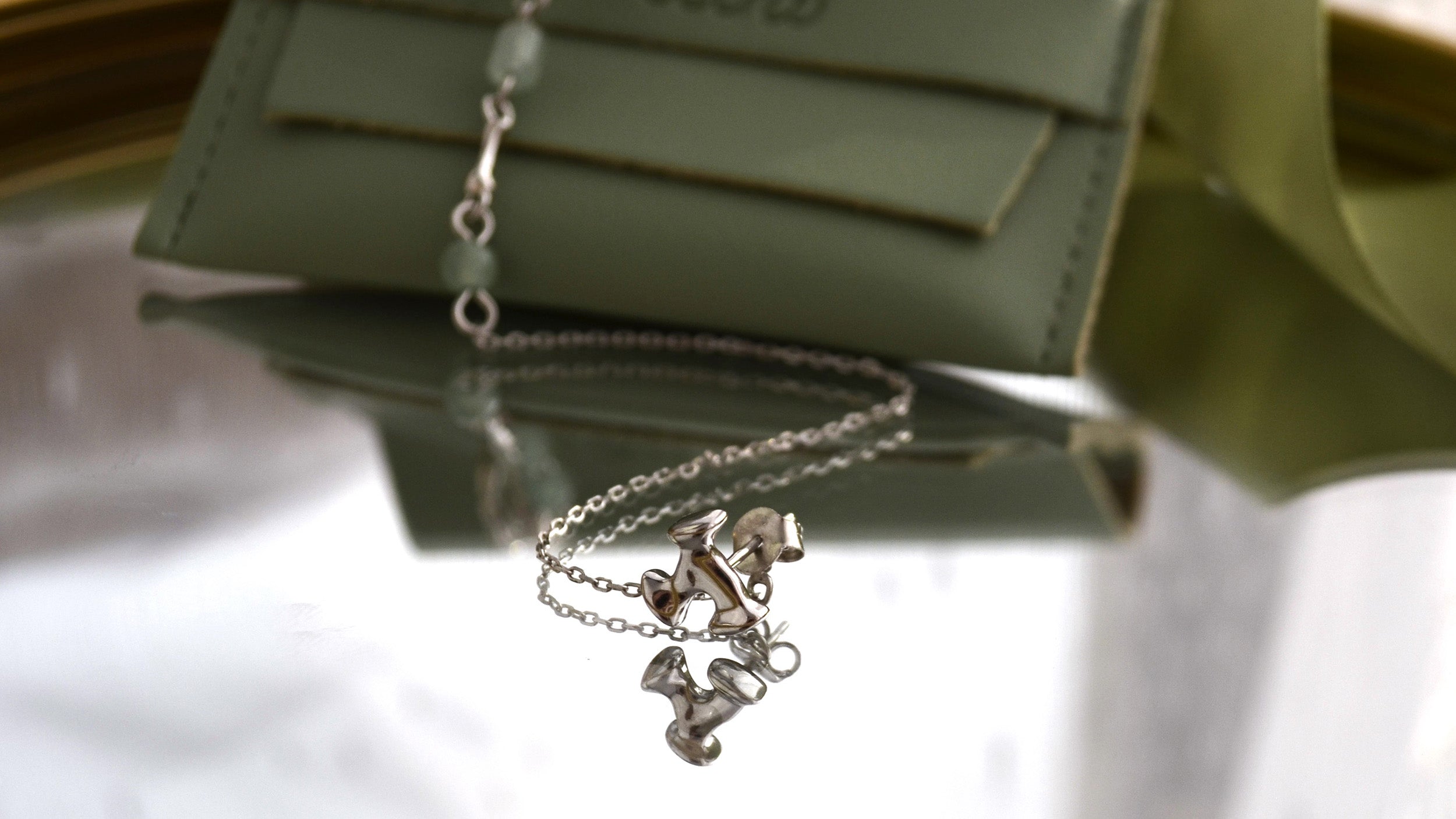 Cercel din Argint Reins singular cu pietre semipretioase din Aventurin - Sylvan Grove vedere prinzatoare ureche, 03R01-0018