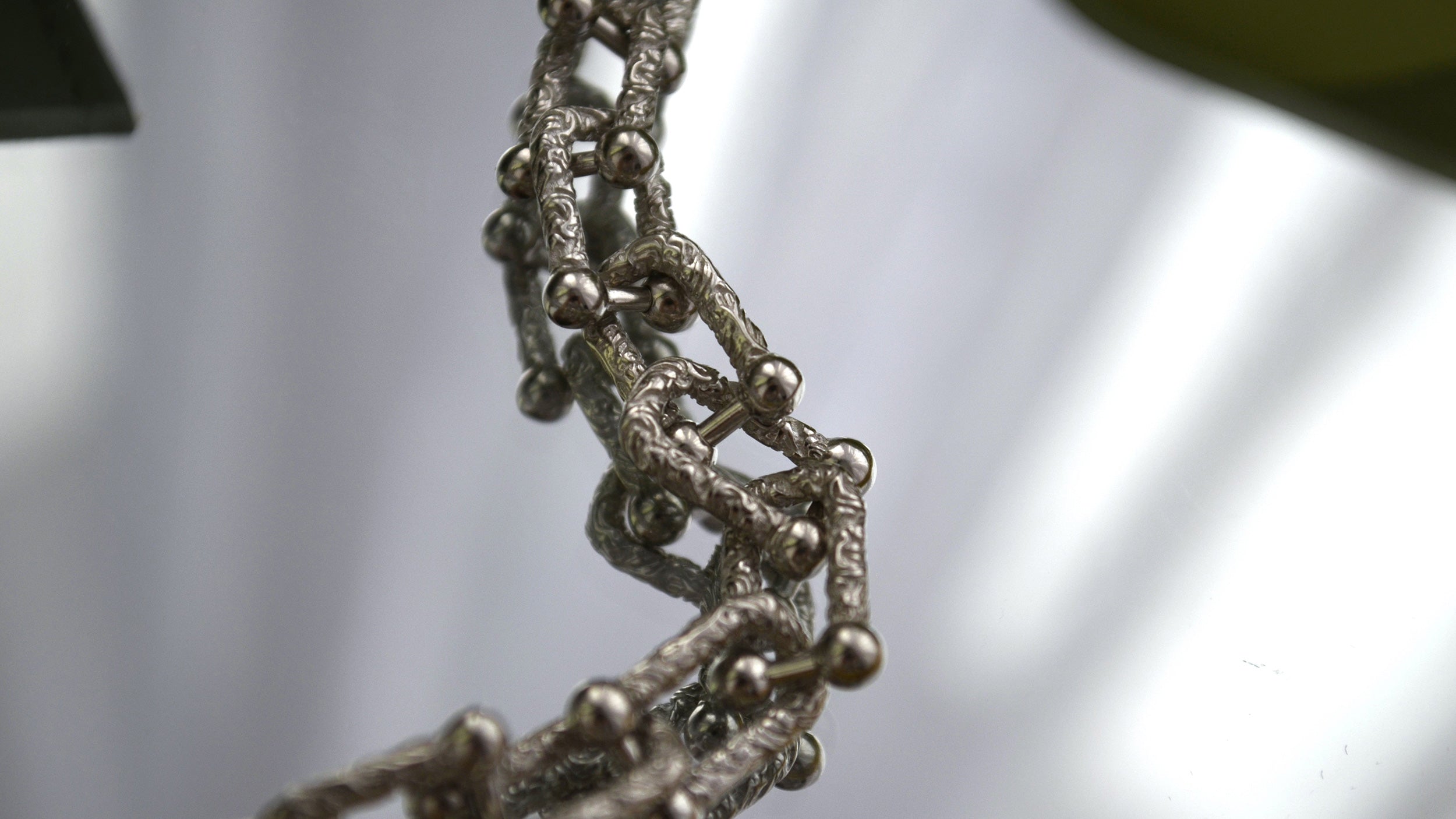 Colier din Argint Reins, cu perle naturale de apa dulce gri - Grey Pearl, vedere detaliata zale lantic, 01R01-0019