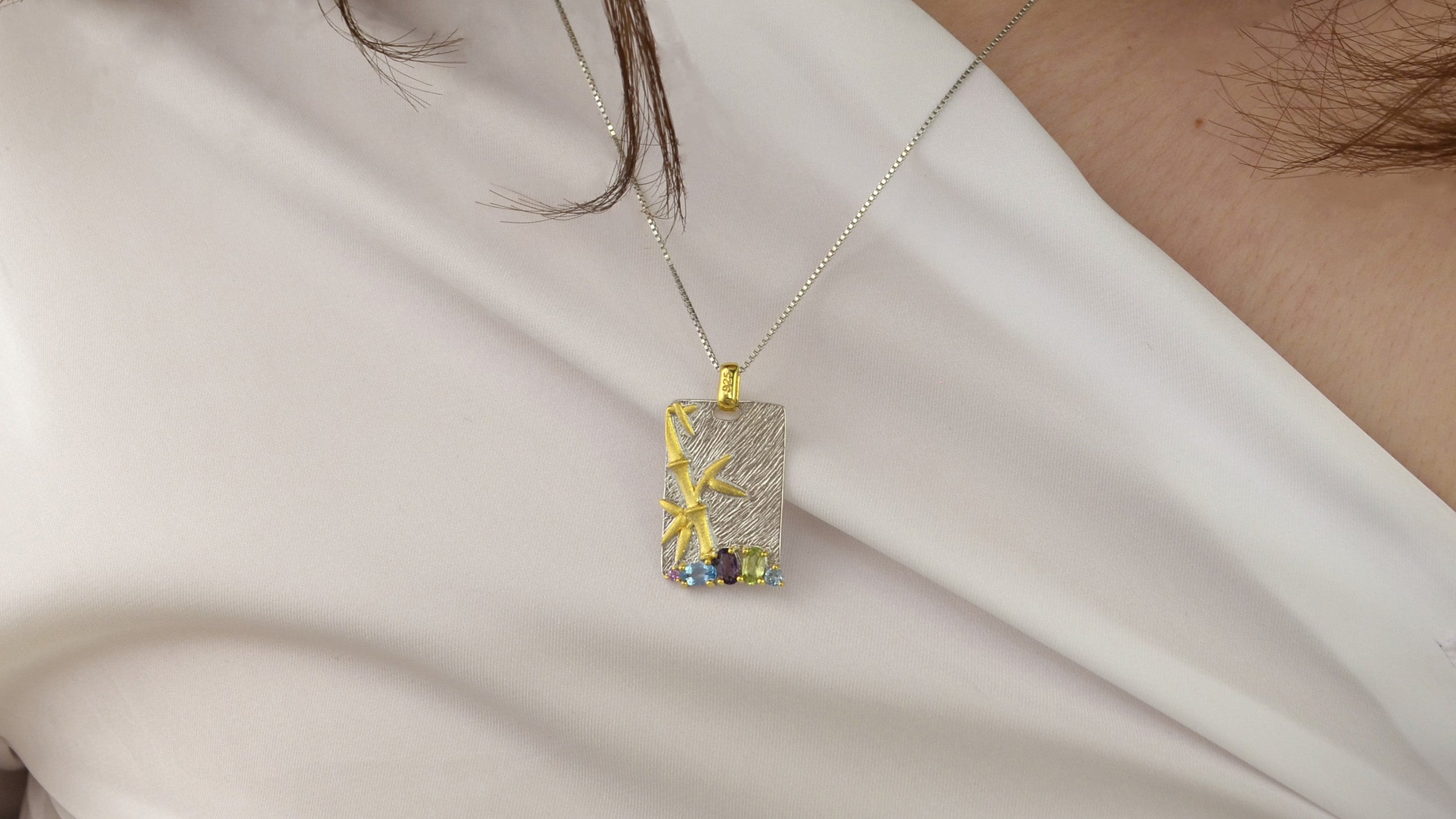 Colier din Argint Reins, cu pietre semi-pretioase din Topaz, Ametist si Peridod- Bamboo, vedere pe model, 01R01-0003