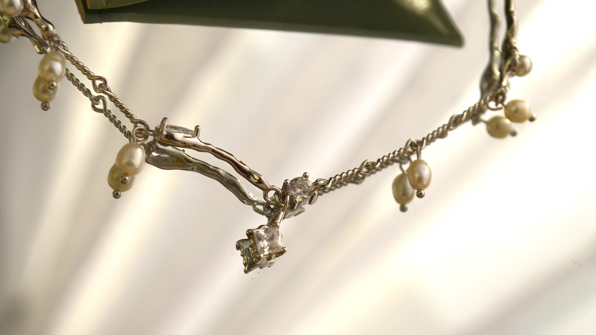 Colier din Argint Reins, cu perle naturale de apa dulce si Zircon - Ice Pearl, vedere detaliata elemente, 01R01-0009