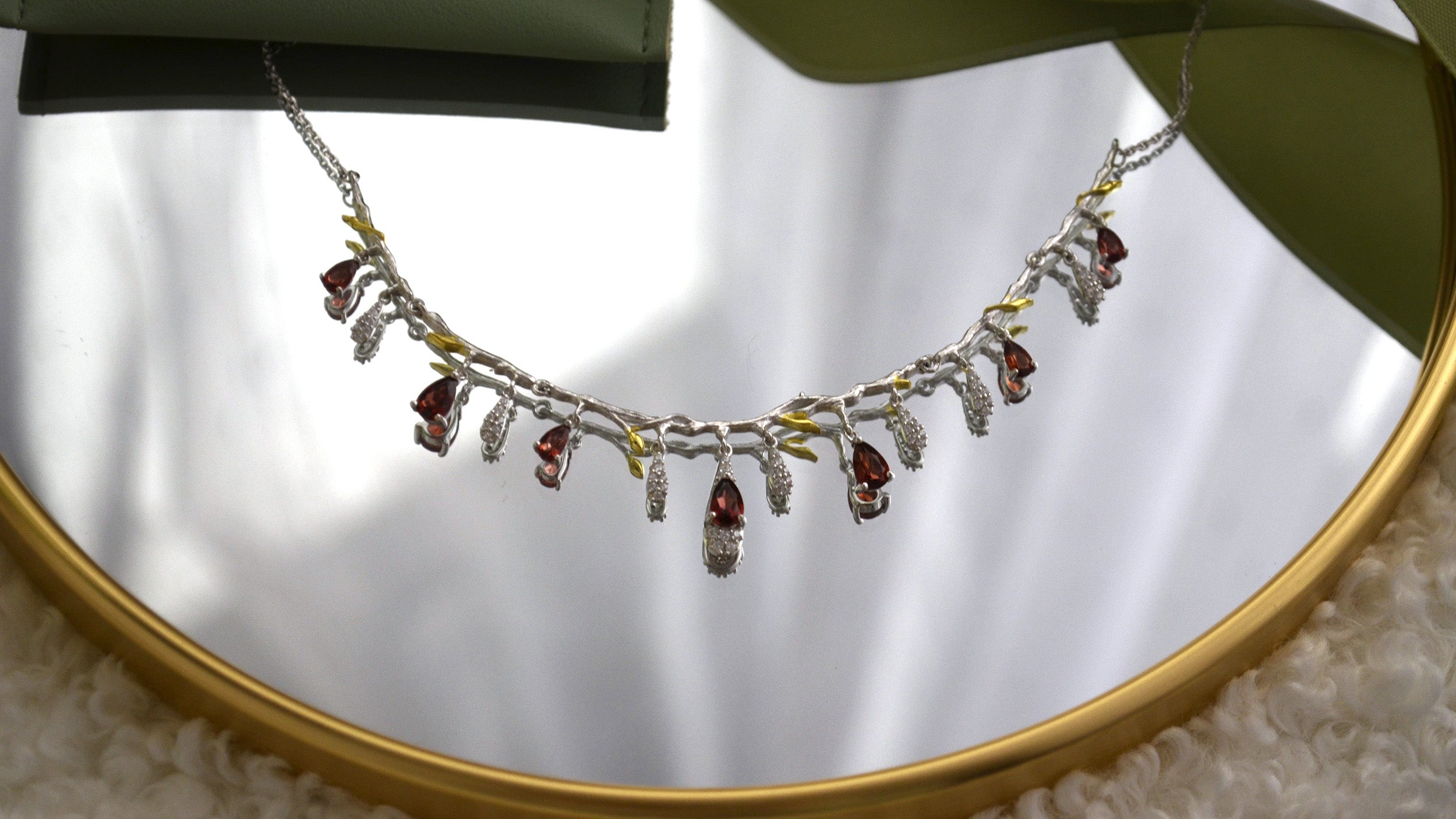 Colier din Argint Reins, cu pietre semi-pretioase din Ganat si Zircon – Love tears, vedere detaliata, 01R01-0006